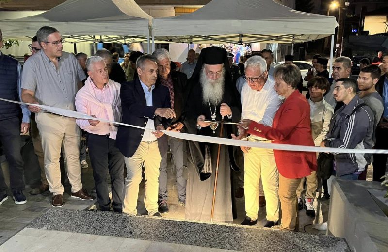 Κώστας Τζιούμης: «Κόσμημα η πλατεία Αγίας Βαρβάρας, οι δημότες την αγκάλιασαν από την πρώτη...