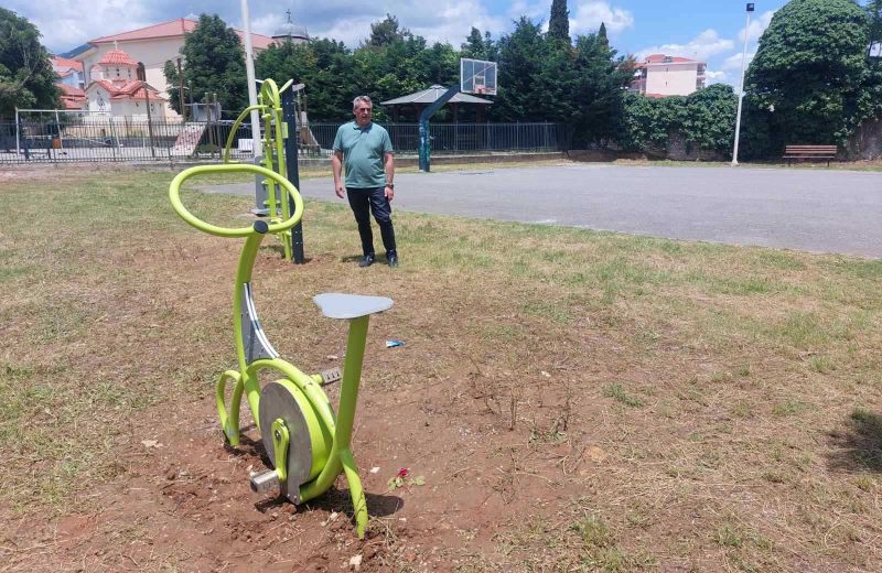 Κώστας Τζιούμης: «Ομορφαίνουμε τις γειτονιές μας, βελτιώνουμε την καθημερινότητα των δημοτών...