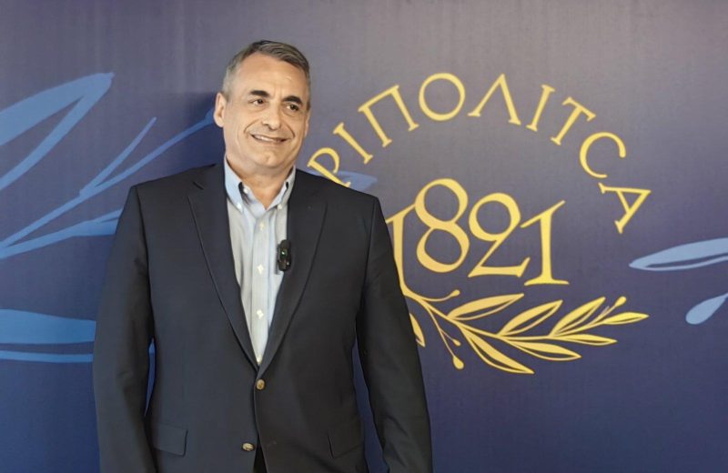 Κώστας Τζιούμης: "20 χρόνια μετά … ανοίγει επιτέλους ο δρόμος προς το Πανεπιστήμιο"