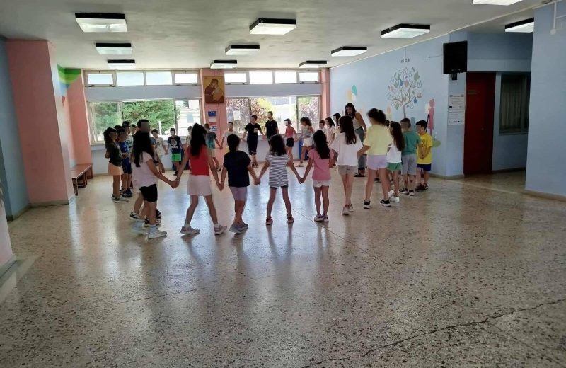 Παραδοσιακοί χοροί, μουσικοκινητική αγωγή και παιχνίδια στα ΚΔΑΠ του Δήμου Τρίπολης