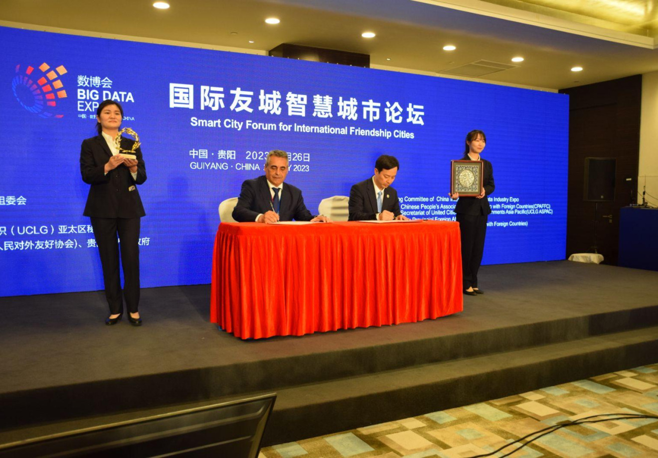 Κώστας Τζιούμης: «Αναπτύσσουμε σχέσεις συνεργασίας σε εμπορικό, τουριστικό και πολιτιστικό επίπεδο με την πόλη Guiyang της Κίνας»