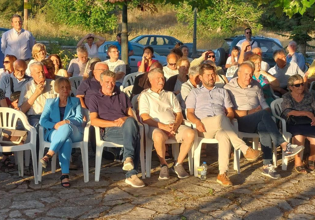 Επιτυχημένη η εκδήλωση αφιερωμένη στο δημοτικό τραγούδι στην Άνω Δαβιά